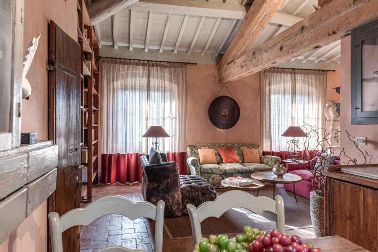 La Striscia Wine Resort อาเรซโซ ภายนอก รูปภาพ