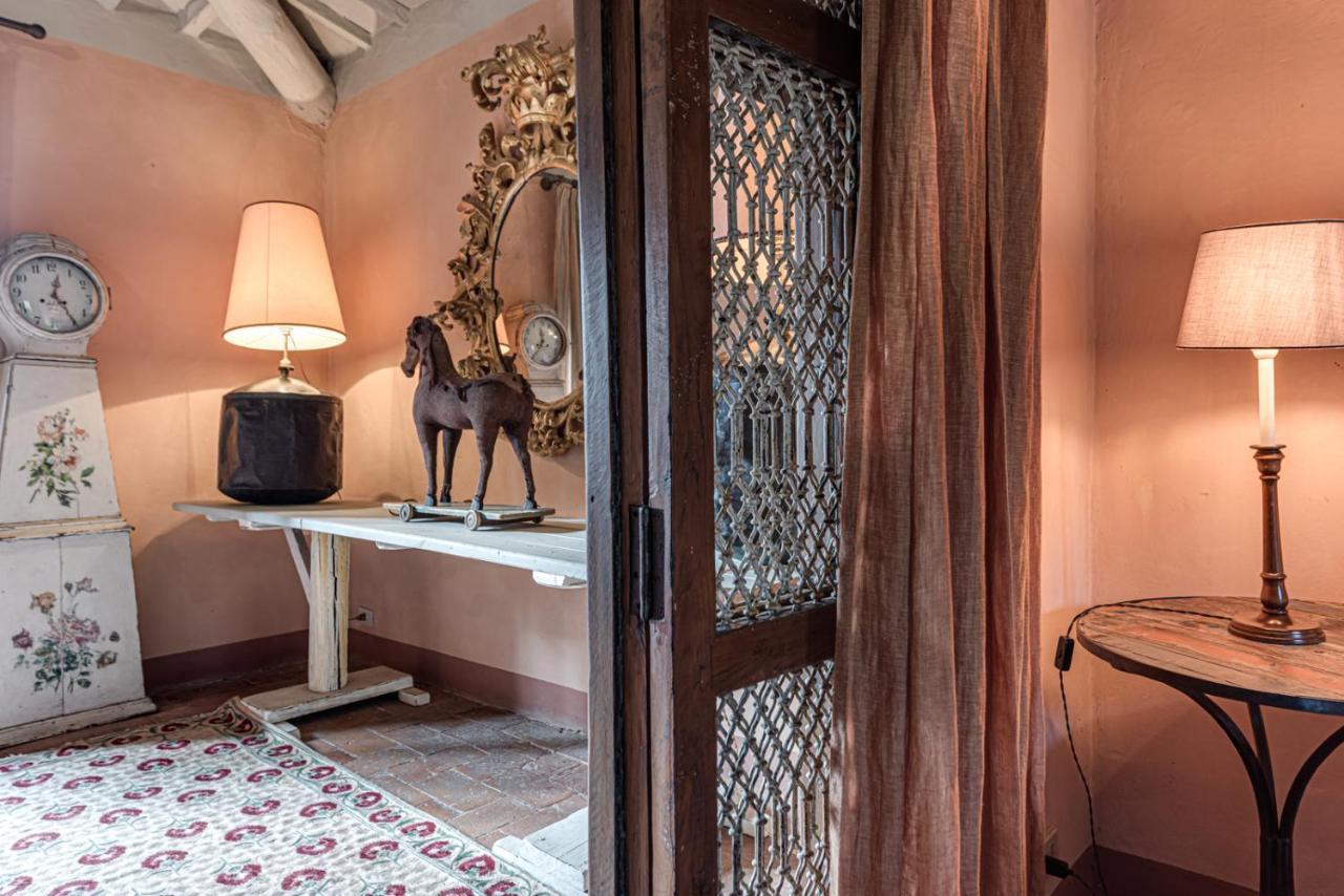 La Striscia Wine Resort อาเรซโซ ภายนอก รูปภาพ