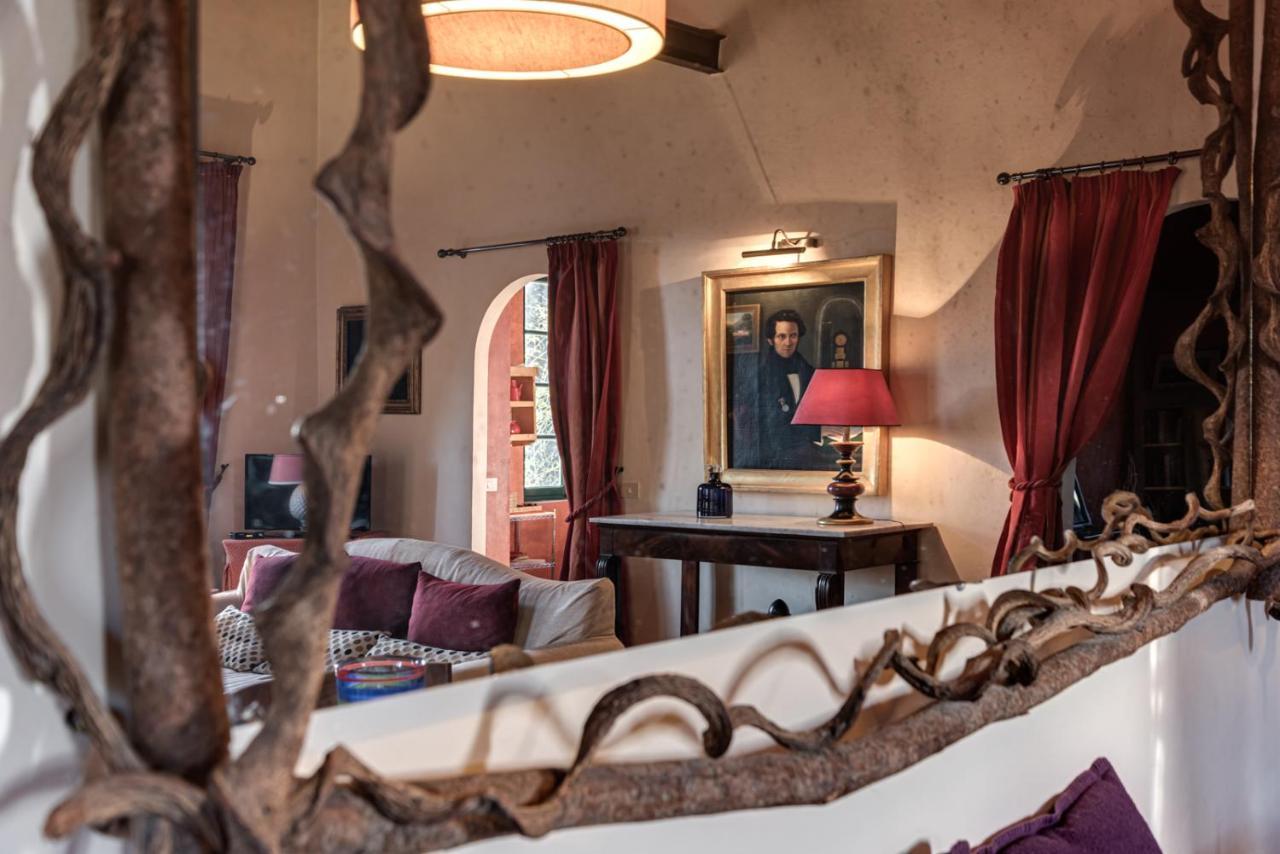 La Striscia Wine Resort อาเรซโซ ภายนอก รูปภาพ