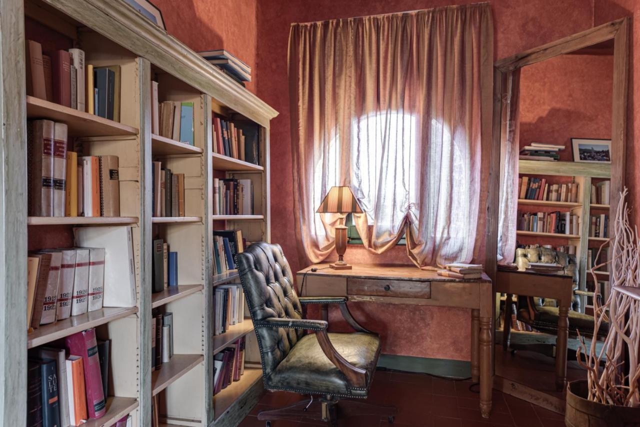La Striscia Wine Resort อาเรซโซ ภายนอก รูปภาพ